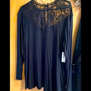 Torrid black Lace shoulder top NWT